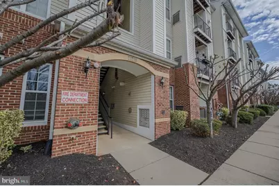 21216 McFadden Square #206, Sterling, VA 20165 - Photo 1