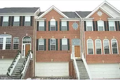 202 Spencer Terrace SE #UNIT B (1ST FLOOR), Leesburg, VA 20175 - Photo 1