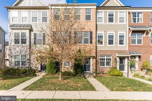 25621 Pleasant Valley Rd, Chantilly, VA 20152 - Photo 1