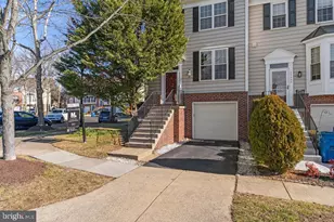 25450 Upper Clubhouse Dr, Chantilly, VA 20152 - Photo 1