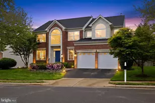 708 Vermillion Dr NE, Leesburg, VA 20176 - Photo 1