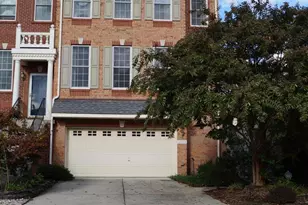 25575 America Square, Chantilly, VA 20152 - Photo 1
