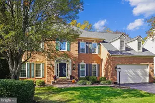 18415 Kingsmill St, Leesburg, VA 20176 - Photo 1