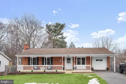 709 W Poplar Road, Sterling, VA 20164 - Photo 1