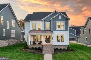 18285 Battlefield Xing Ln, Leesburg, VA 20176 - Photo 1