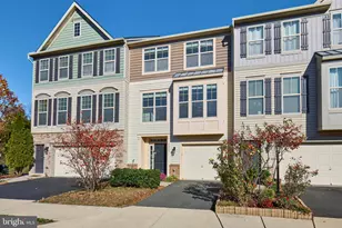 42612 Galbraith Square, Broadlands, VA 20148 - Photo 1