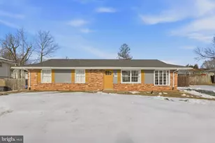 1607 N Brunswick St, Sterling, VA 20164 - Photo 1