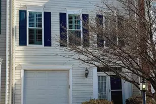 20554 Banbury Square, Sterling, VA 20165 - Photo 1