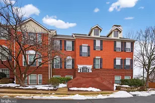 678 Gateway Dr SE, Leesburg, VA 20175 - Photo 1