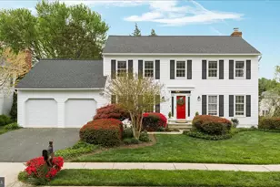 105 Copper Ct, Sterling, VA 20165 - Photo 1