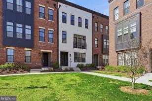 43403 Fifeville Square, Ashburn, VA 20148 - Photo 1