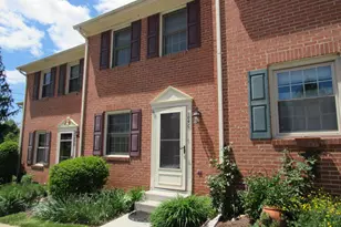 109 Davis Ave SW, Leesburg, VA 20175 - Photo 1