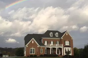 35550 Greyfriar Dr, Round Hill, VA 20141 - Photo 1