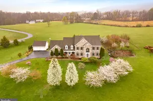 36430 Heskett Ln, Hillsboro, VA 20132 - Photo 1