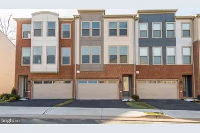 42482 Dogwood Glen Square, Sterling, VA 20166 - Photo 1