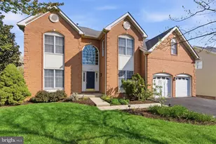 43694 Frost Ct, Ashburn, VA 20147 - Photo 1