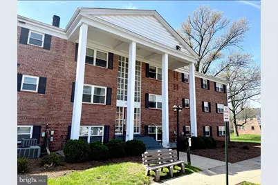 120 Washington Street NE #9, Leesburg, VA 20176 - Photo 1