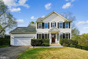 35580 Sassafras Dr, Round Hill, VA 20141 - Photo 1