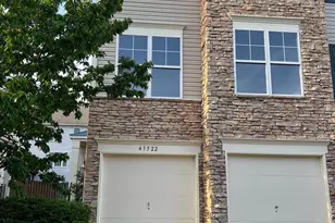43522 Laidlow St, Chantilly, VA 20152 - Photo 1