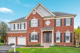 42671 Leaflet Ln, Chantilly, VA 20152 - Photo 1