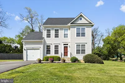 102 Delaware Avenue, Hamilton, VA 20158 - Photo 1