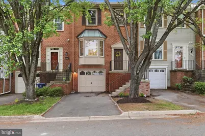 339 Davis Avenue SW, Leesburg, VA 20175 - Photo 1