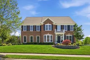 21164 Laurel Springs Dr, Leesburg, VA 20175 - Photo 1