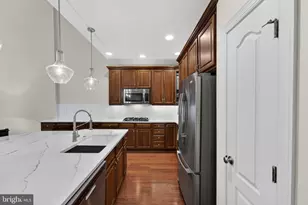 23012 Weybridge Square, Broadlands, VA 20148 - Photo 21