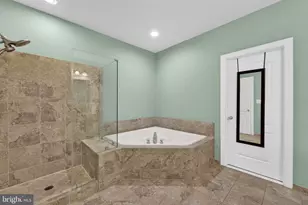 23012 Weybridge Square, Broadlands, VA 20148 - Photo 45