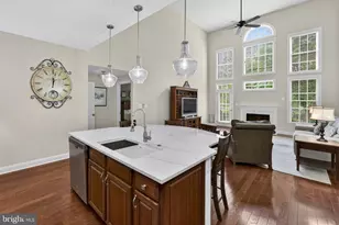 23012 Weybridge Square, Broadlands, VA 20148 - Photo 25