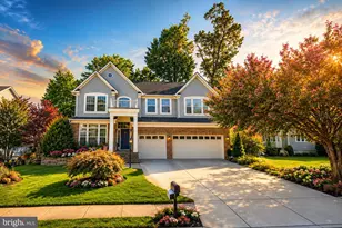 20594 Quarterpath Trace Cir, Sterling, VA 20165 - Photo 1