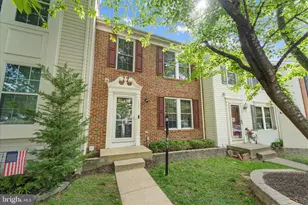 166 Shirley Square SE, Leesburg, VA 20175 - Photo 1