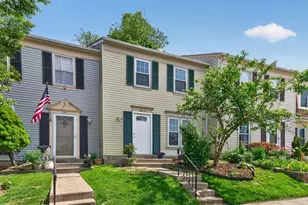 945 Holborn Ct, Sterling, VA 20164 - Photo 1