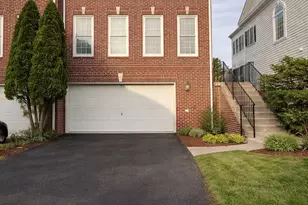 42716 Rolling Rock Square, Chantilly, VA 20152 - Photo 1