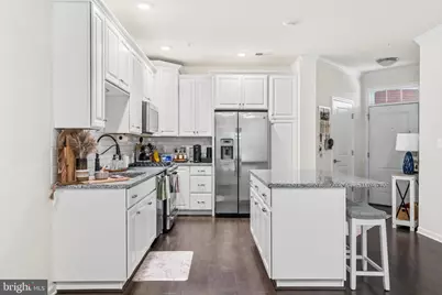 23255 Milltown Knoll Square #111, Ashburn, VA 20148 - Photo 5
