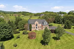 36704 Vineyard View Pl, Hillsboro, VA 20132 - Photo 1