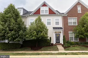 42381 Rosalind St, Ashburn, VA 20148 - Photo 1