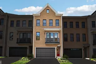 42196 Shining Star Sq, Ashburn, VA 20148 - Photo 1