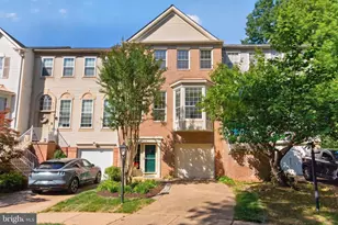 47644 Sandbank Square, Sterling, VA 20165 - Photo 1