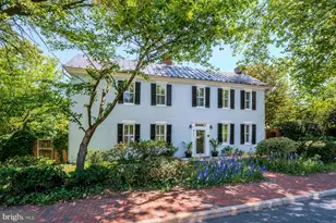 208 Edwards Ferry Rd NE, Leesburg, VA 20176 - Photo 1