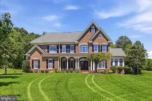 42886 Iron Bit Pl, Chantilly, VA 20152 - Photo 1