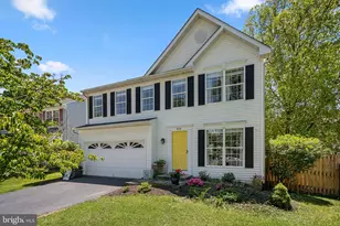 818 Bellview Ct NE, Leesburg, VA 20176 - Photo 1