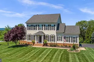 18585 Montague Pl, Purcellville, VA 20132 - Photo 1
