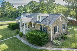 102 Phillips Ct NW, Leesburg, VA 20176 - Photo 1
