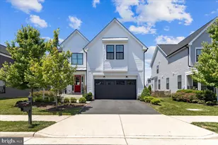 25467 Byrnes Crossing Dr, Chantilly, VA 20152 - Photo 1