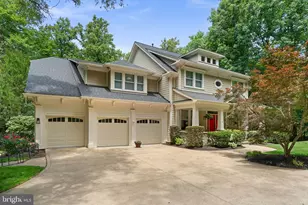 18429 Woodburn Rd, Leesburg, VA 20175 - Photo 1