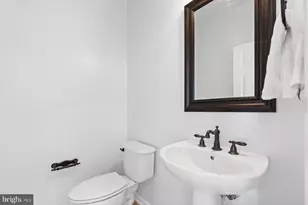 20056 Northville Hills Terrace, Ashburn, VA 20147 - Photo 15