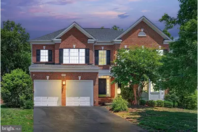 25670 S Village Drive, Chantilly, VA 20152 - Photo 1