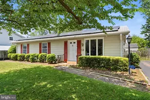 813 N Argonne Ave, Sterling, VA 20164 - Photo 1