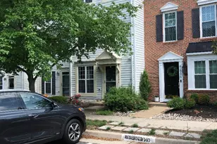 42994 Beachall St, Chantilly, VA 20152 - Photo 1